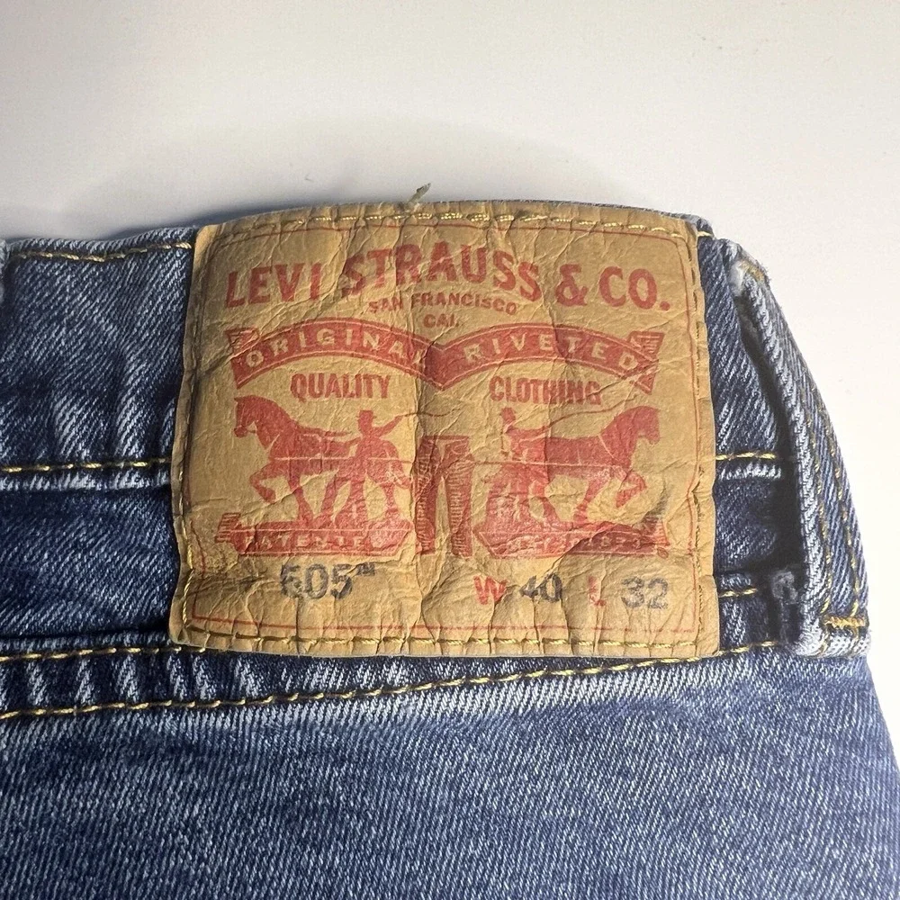 Levi's Jeans Men 40x32 Blue 505 Straight Leg Med Wash Regular Fit American Denim